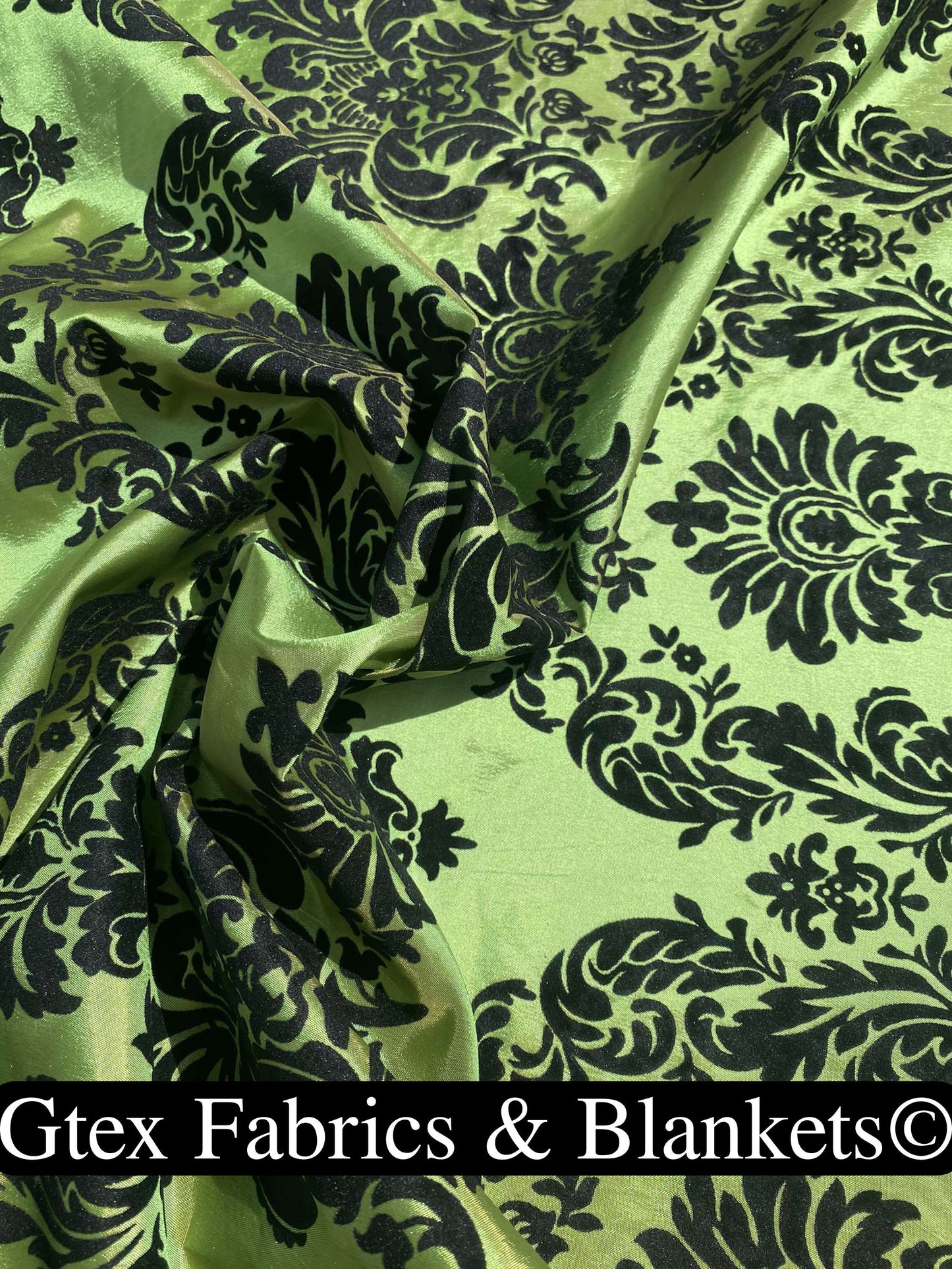 Royal Victorian Gothic Damask Taffeta Flocked Fabric for Dresses, Home Decor, Apparel, Curtains, ETC by the Yard (58") Soft Textured Damask | Gtex Fabrics