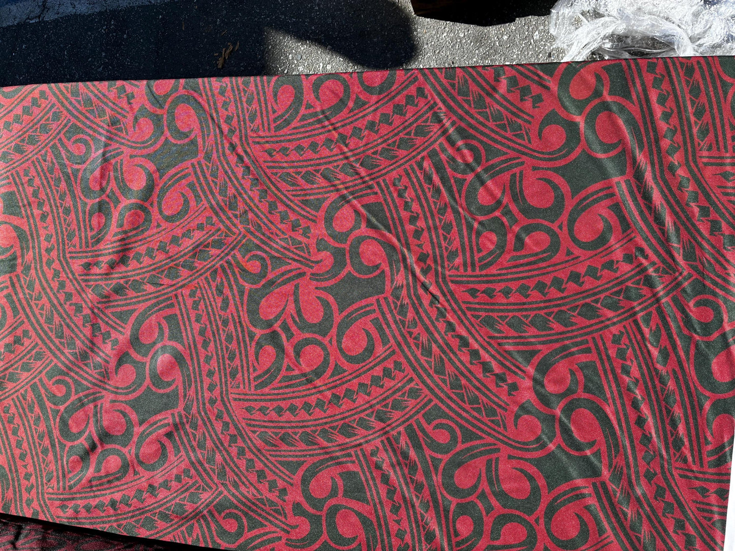 Island Fabric - Polynesian Tribal Fabric β 100% Polyester MiniMatt β Made in New Zealand 60β Wide (Bugundy and Hunter Green) | Gtex Fabrics