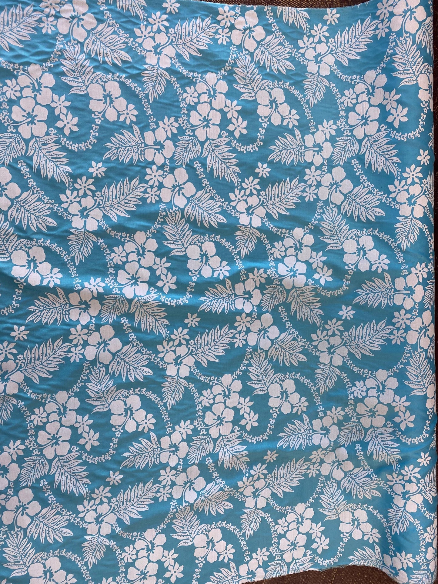 Polynesian Cotton Fabric by the Yard – Turquoise & White Hawaiian Hibiscus Floral Print – 100% Cotton Island Fabric, 45" Wide – New Designc| Gtex Fabrics