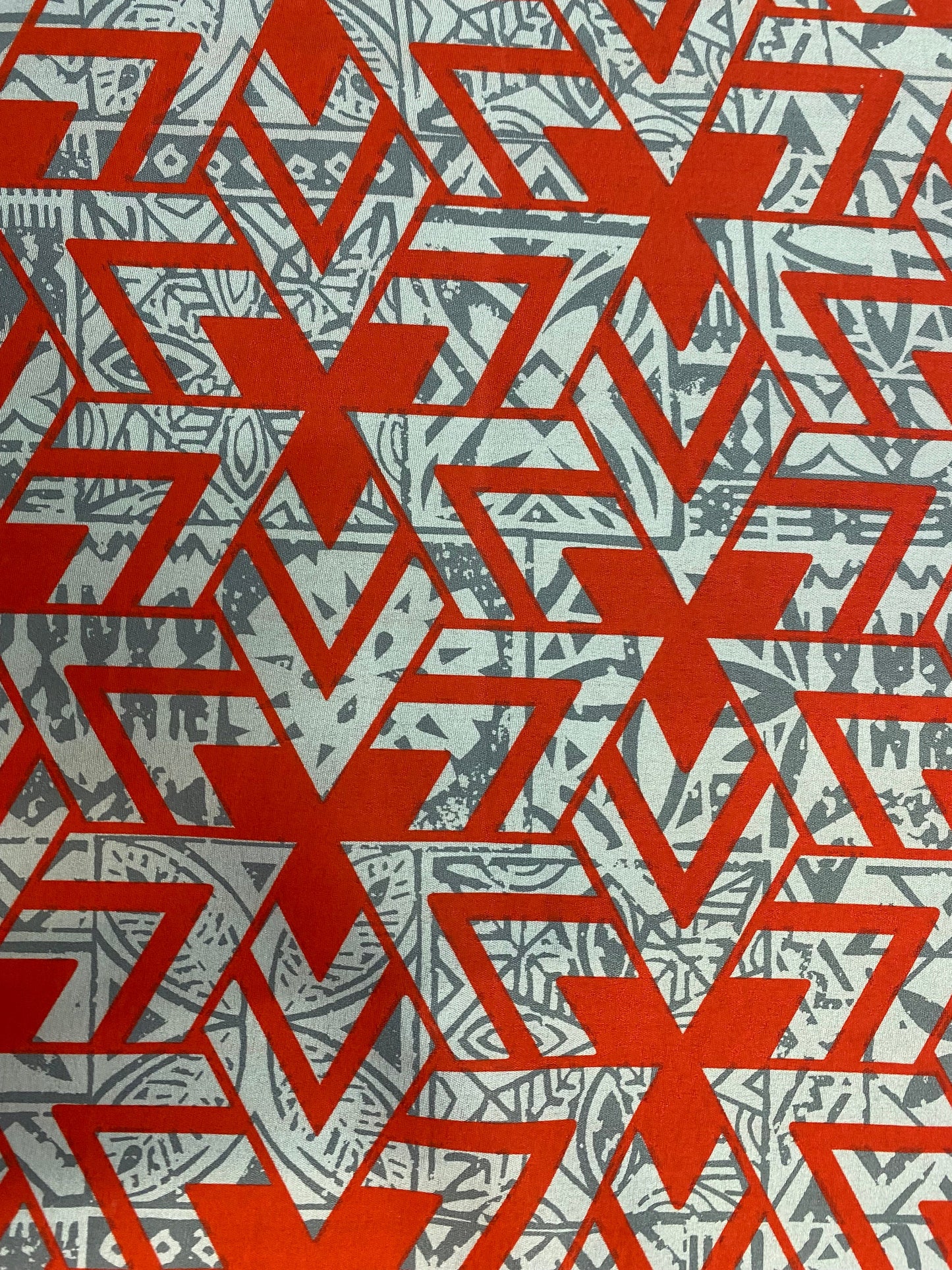 Polynesian Elegance: 36" Polyester Fabric with Poly Cotton Feel– Hawaiian and Floral Fusion- Made In Thailand - Low Price - Roll Wholesale  | Gtex Fabrics
