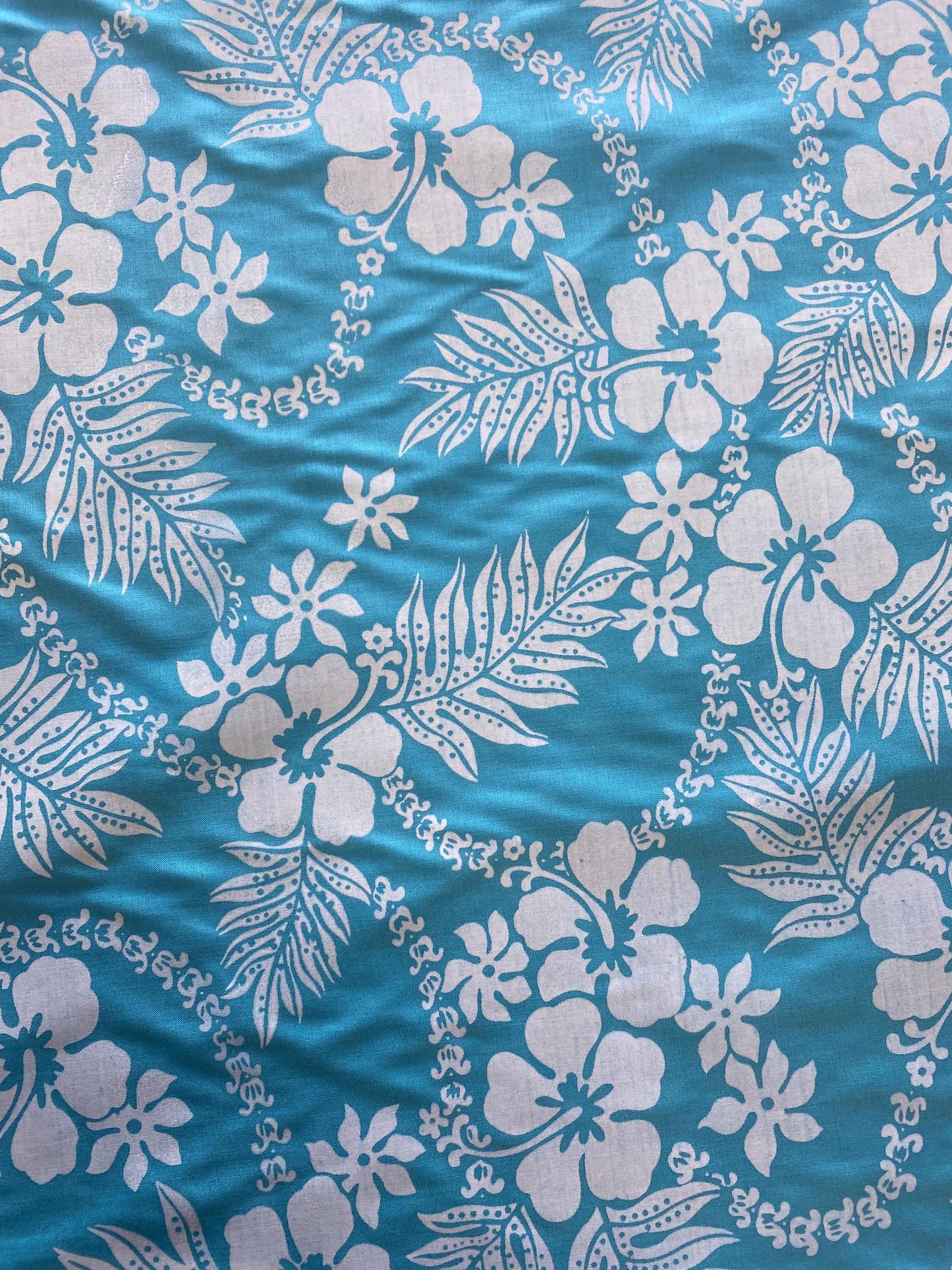 Polynesian Cotton Fabric by the Yard – Turquoise & White Hawaiian Hibiscus Floral Print – 100% Cotton Island Fabric, 45" Wide – New Designc| Gtex Fabrics