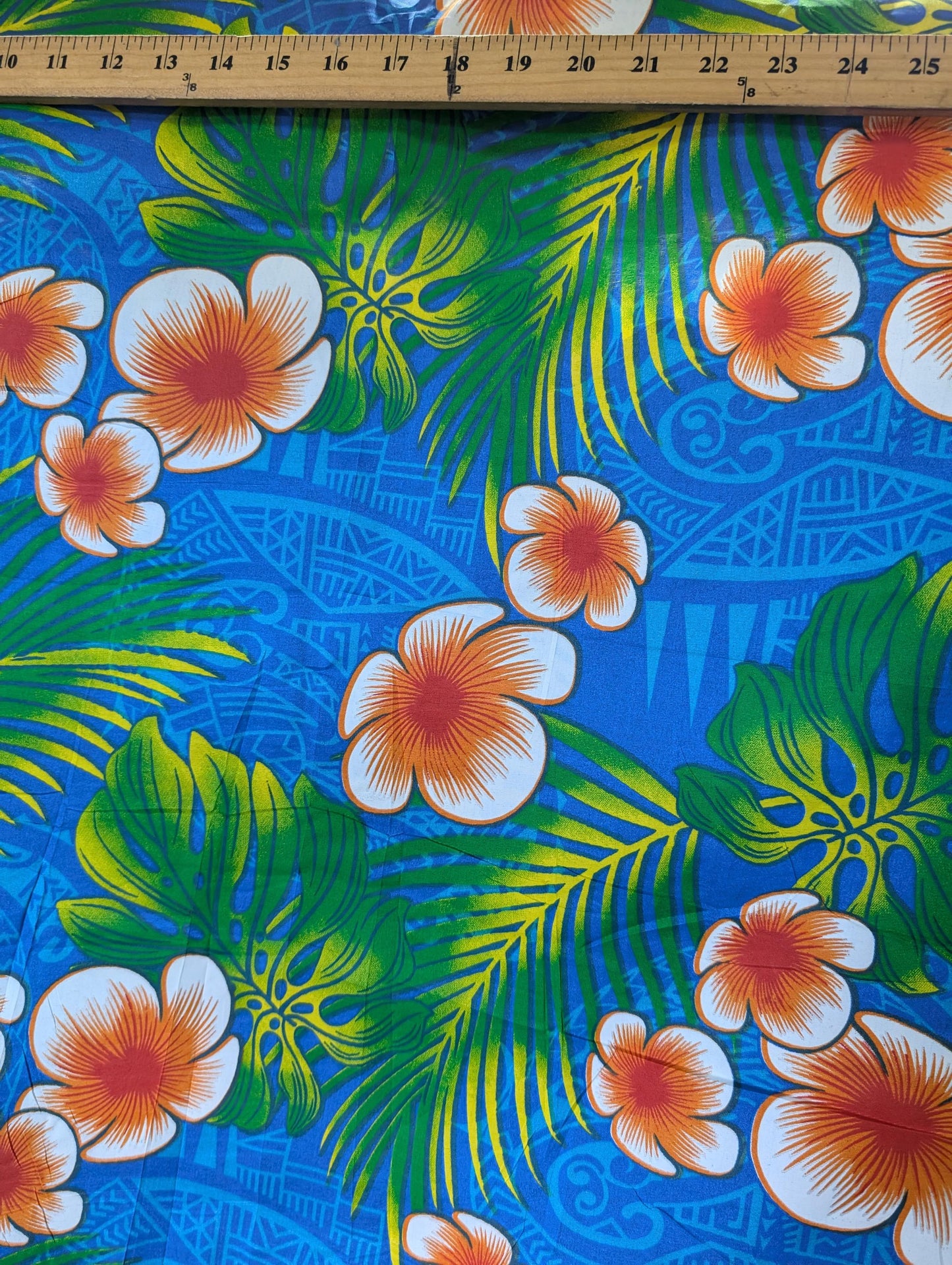Premium Quality: Polynesian Elegance 36" Fabric – Tropical Floral Poly Cotton Blend – Vibrant Colors, Made in Thailand  | Gtex Fabrics