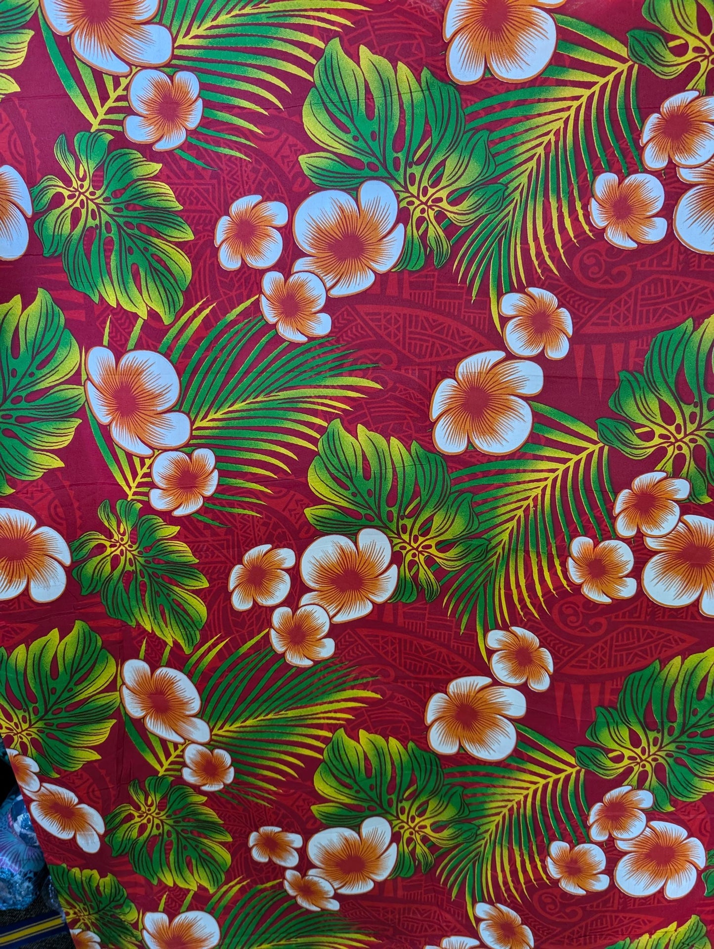 Premium Quality: Polynesian Elegance 36" Fabric – Tropical Floral Poly Cotton Blend – Vibrant Colors, Made in Thailand  | Gtex Fabrics