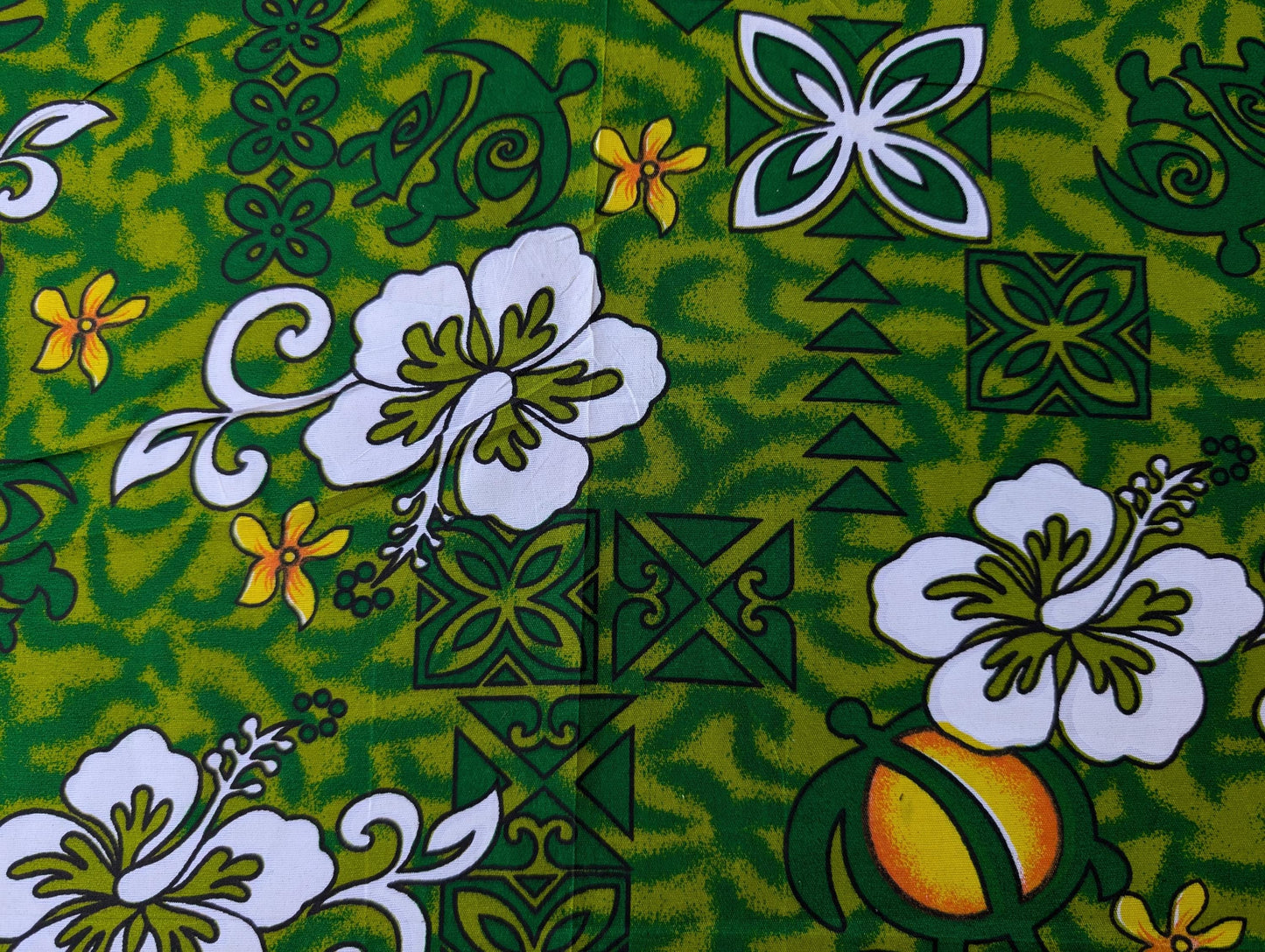 Roll, Bolt - Polynesian Elegance: 36" Polyester Fabric with Poly Cotton Feel– Tropical and Floral Fusion- Made In Thailand - Wholesale Price | Gtex Fabrics