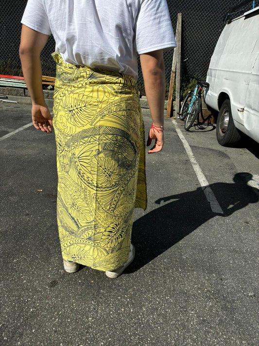 Tropical Yellow Ei Lava Lava Sarong – Soft Poly Cotton | Handmade in USA | Unisex Wrap 70"x44" | Island Pareo for Any Occasion  | Gtex Fabrics