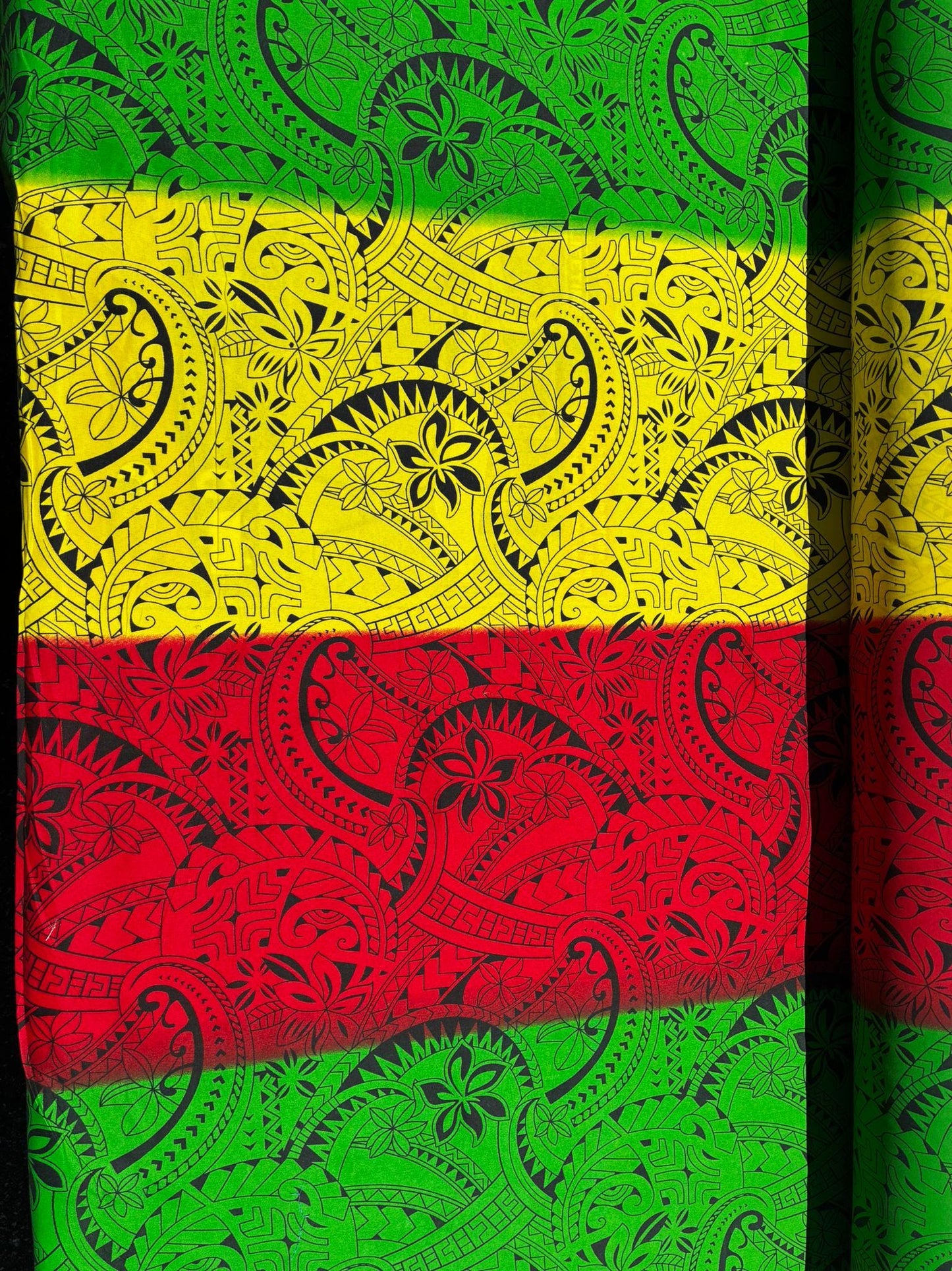 Polynesian Tribal Rasta Fabric – 45” Wide | Lightweight Soft Poly Cotton Feel | Sold by Yard or Roll | Made in Thailand | Island Design | Gtex Fabrics