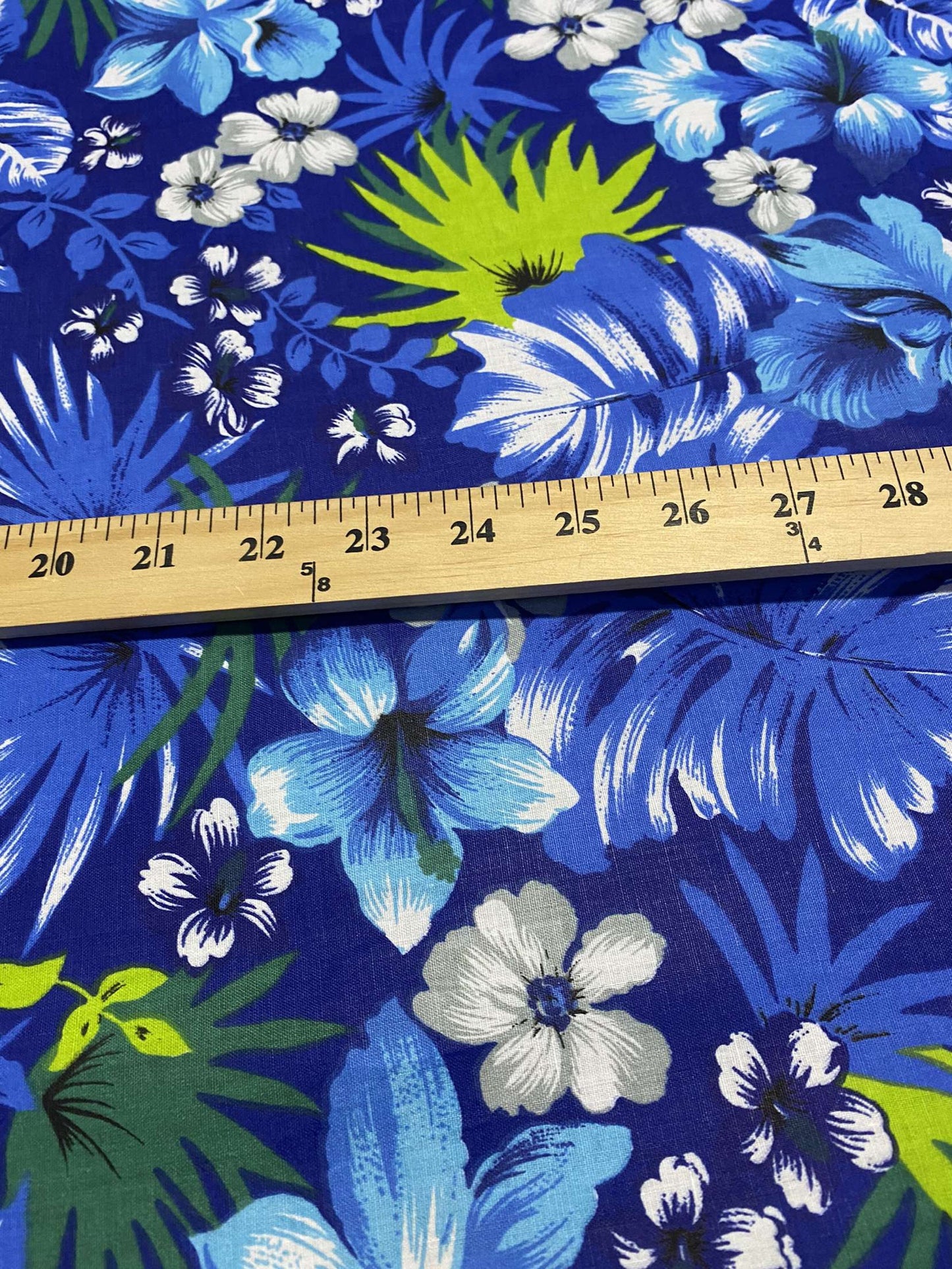 GTEX Collection C111 - Hawaiian Print Luau Floral All Over Design - Poly Cotton Fabric 60"  | Gtex Fabrics