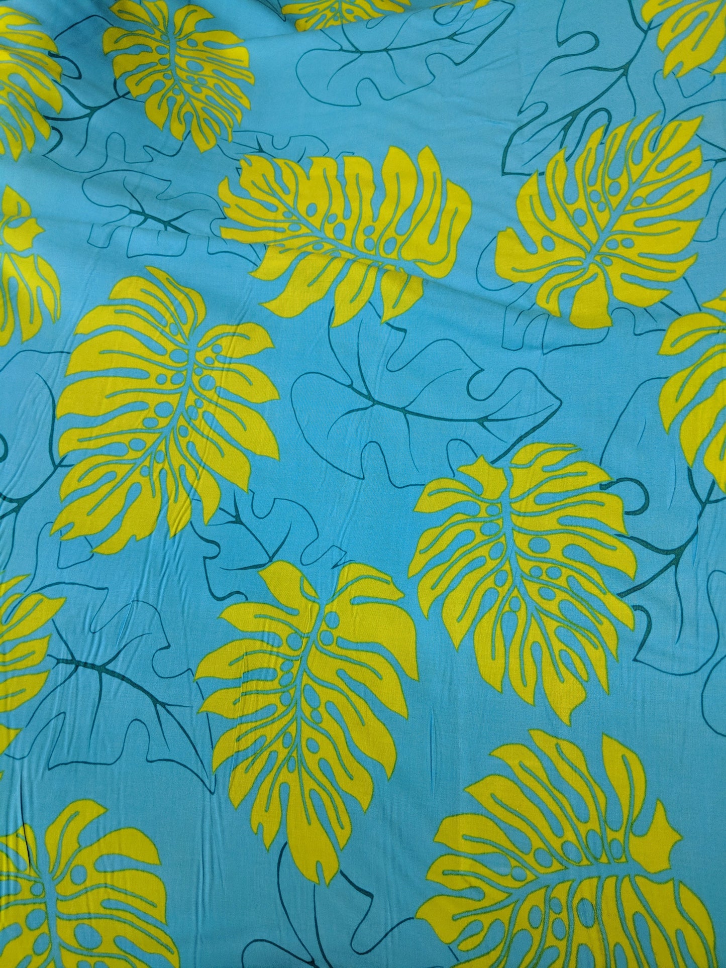 Hawaiian Print Luau Floral Luxury Rayon Fabric 45" Sold By The Yard | Gtex Fabrics