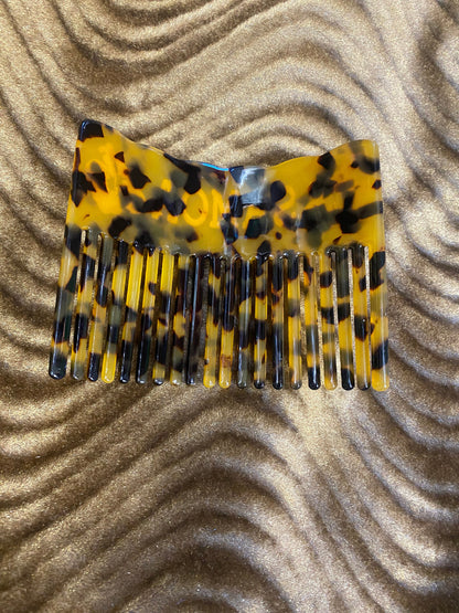 Polynesian Hair Combs , Acrylic tortoise shell hair combs, Featuring Engraved Letters: Samoan, Tongan,  and more designs  | Gtex Fabrics