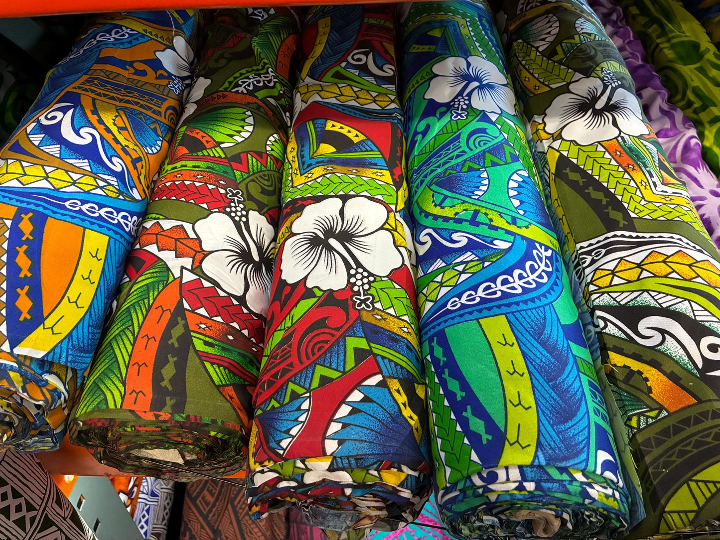 Polynesian Tribal Hibiscus Fusion – 45” Wide | Lightweight Soft Poly Cotton Feel | Sold by Yard or Roll | Island Design | Wholesale | Gtex Fabrics