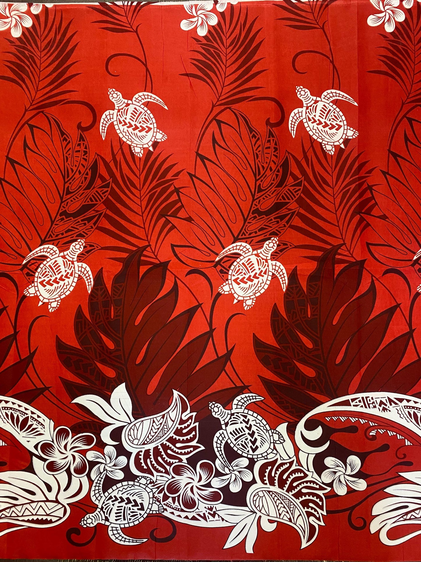 Roll, Bolt - Polynesian Elegance: 36" Polyester Fabric Border Print– Tropical and Floral Fusion- Made In Thailand - Wholesale Price | Gtex Fabrics