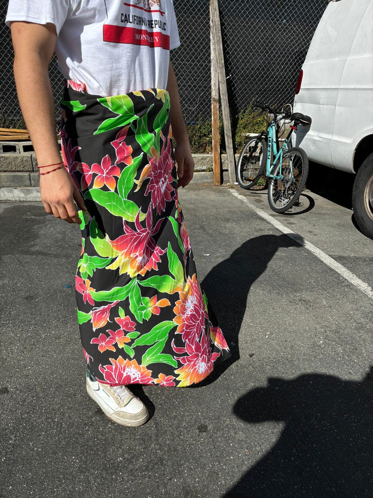 Tropical Black Ei Lava Lava Sarong – Soft Poly Cotton | Handmade in USA | Unisex Wrap 70"x44" | Island Pareo for Any Occasion  | Gtex Fabrics