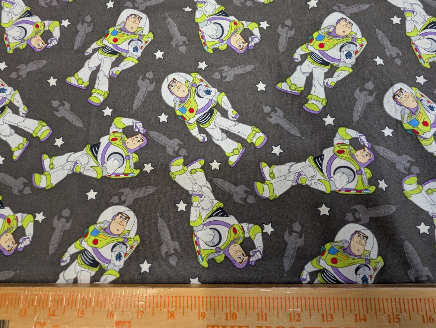 DISNEY TOY STORY Buzz Lightyear Toss 100% Cotton Disney Fabric High Quality | Gtex Fabrics