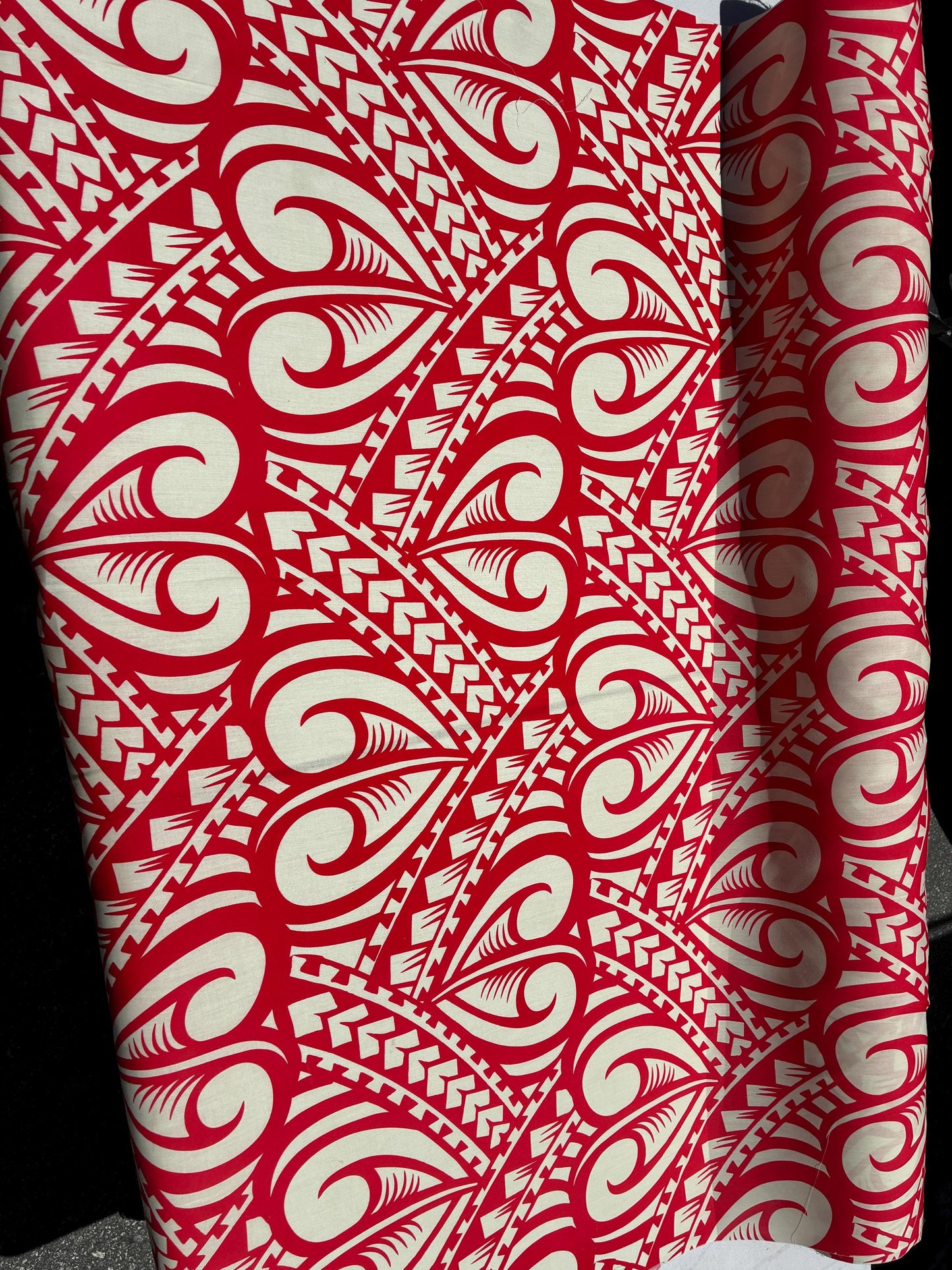 Polynesian Tribal Tattoo Heart Print – 45” Wide | Lightweight Soft Poly Cotton Fabric | Sold by Yard or Roll | Island Design | Wholesale  | Gtex Fabrics