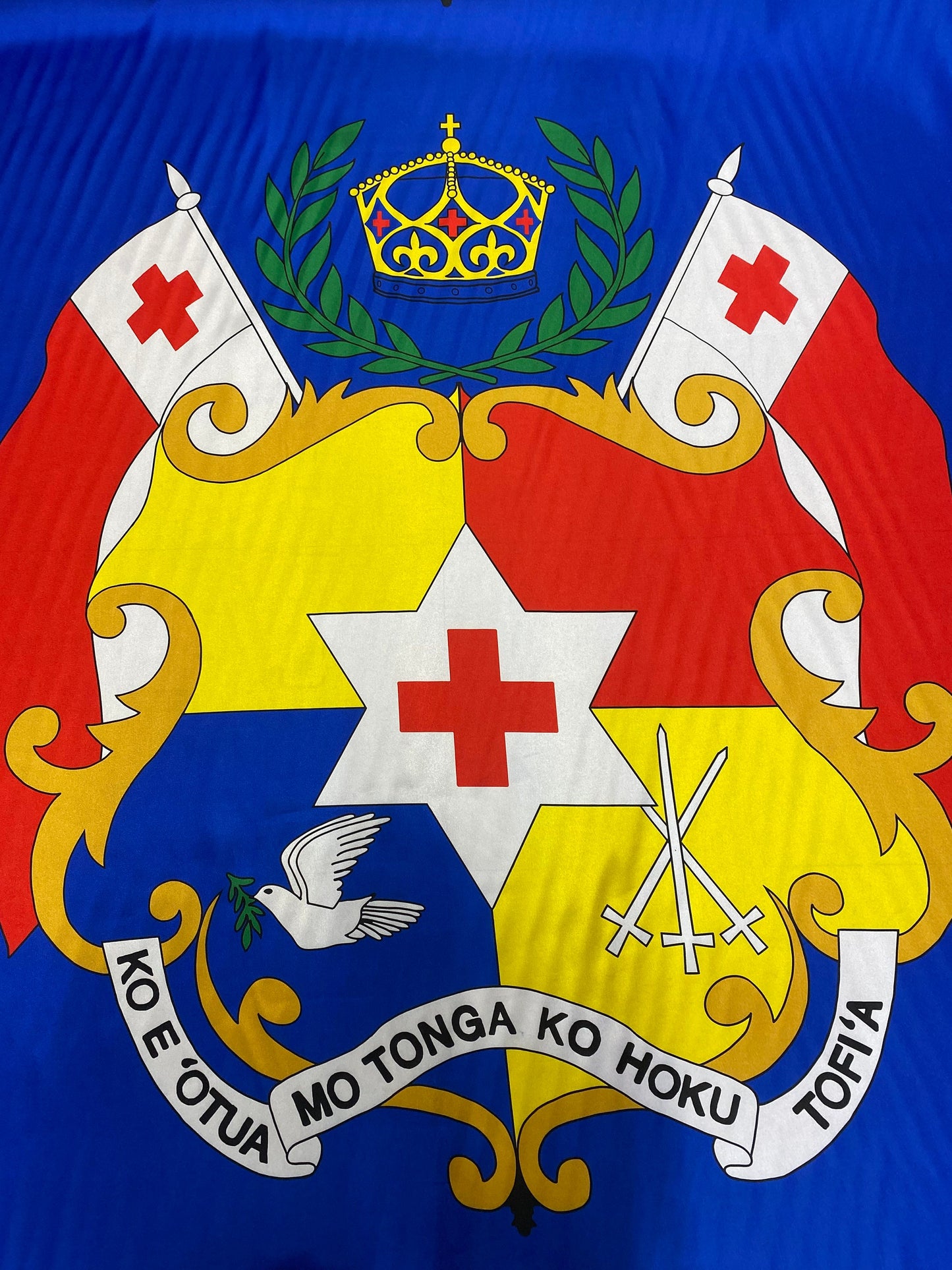 Seal of Tonga - Logo on Satin Fabric - Panel 40" x 58" Wide - Flag of Tonga for Quilts, Mono Mono, Crafts & More | Gtex Fabrics