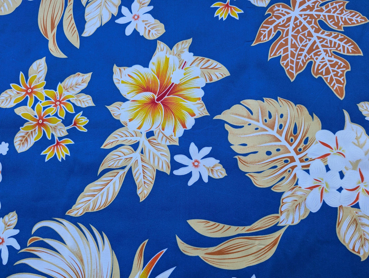 Roll, Bolt - Polynesian Elegance: 36" Polyester Fabric with Poly Cotton Feel– Tropical and Floral Fusion - Vibrant Colors - Wholesale Price  | Gtex Fabrics