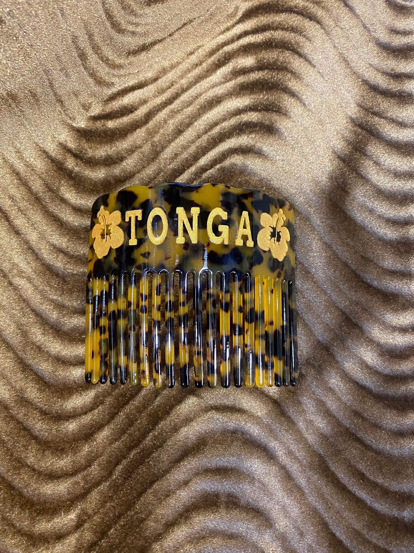 Polynesian Hair Combs , Acrylic tortoise shell hair combs, Featuring Engraved Letters: Samoan, Tongan,  and more designs  | Gtex Fabrics