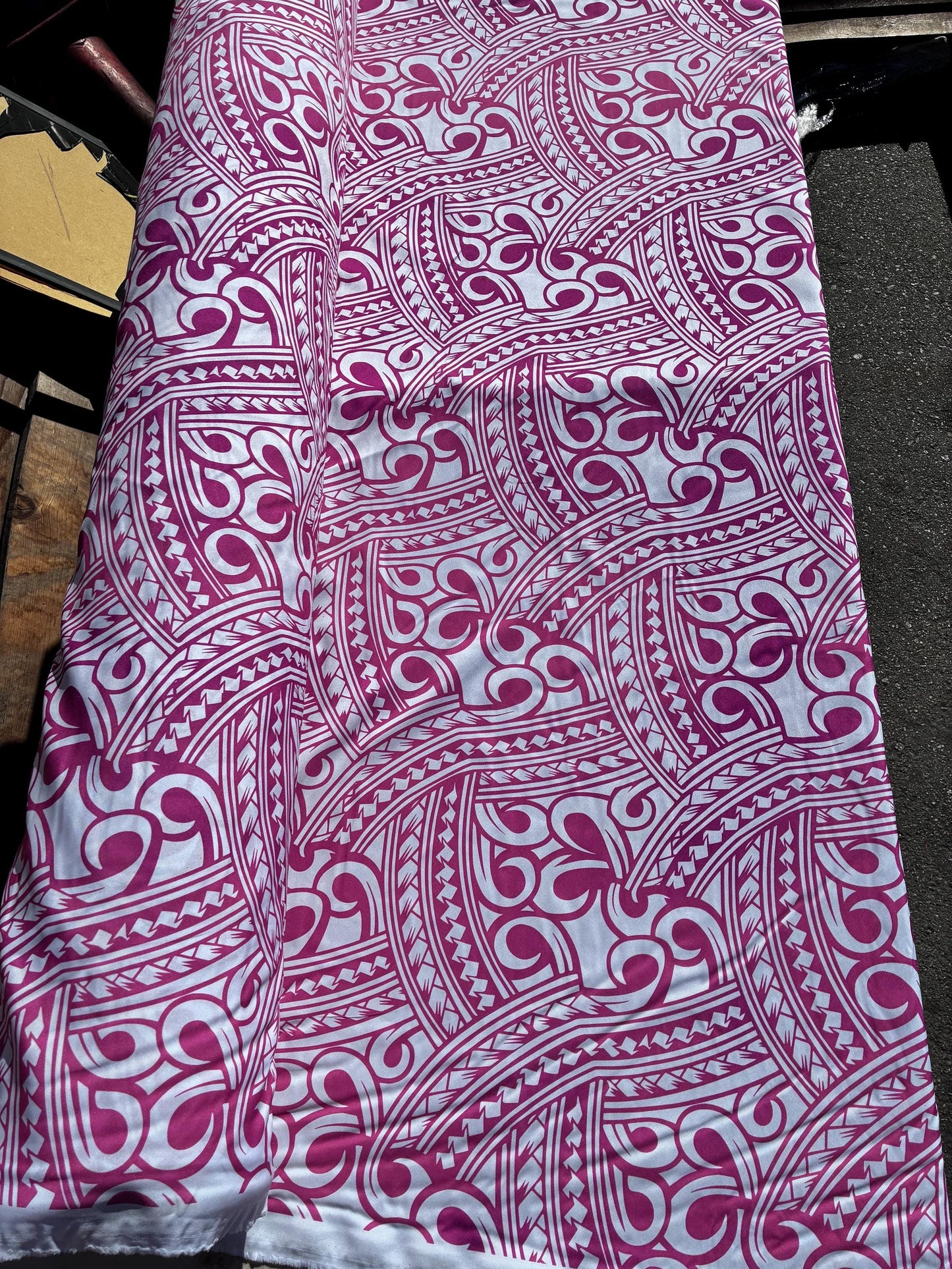 Island Fabric - Polynesian Tribal Fabric – 100% Polyester MiniMatt – Made in New Zealand 60” Wide (White and Pink)  | Gtex Fabrics