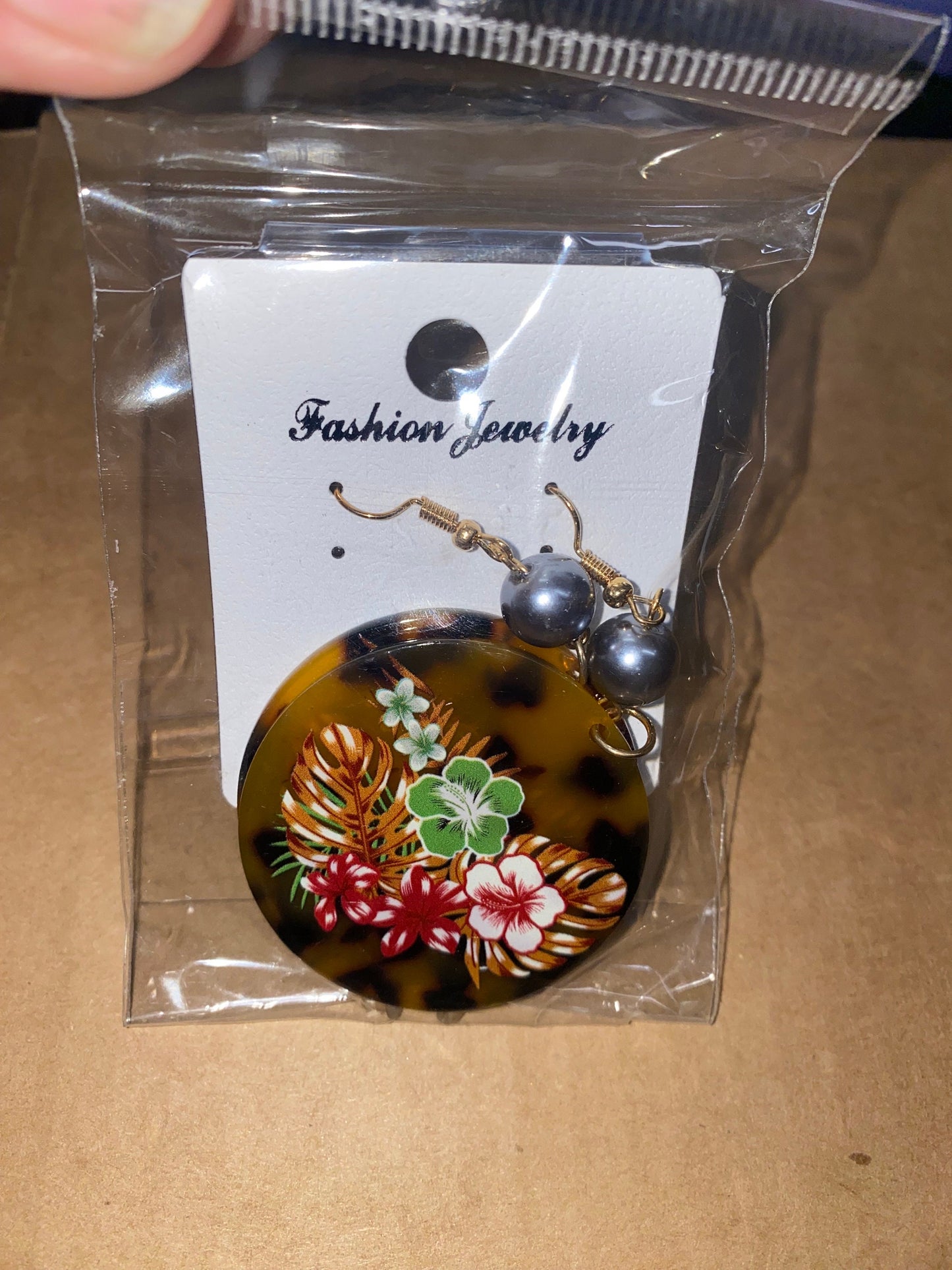 Polynesian Island Tropical Earring Set - Resin Embossed with Pearl - Design 101 | Gtex Fabrics