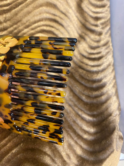 Polynesian Hair Combs , Acrylic tortoise shell hair combs, Featuring Engraved Letters: Samoan, Tongan,  and more designs  | Gtex Fabrics