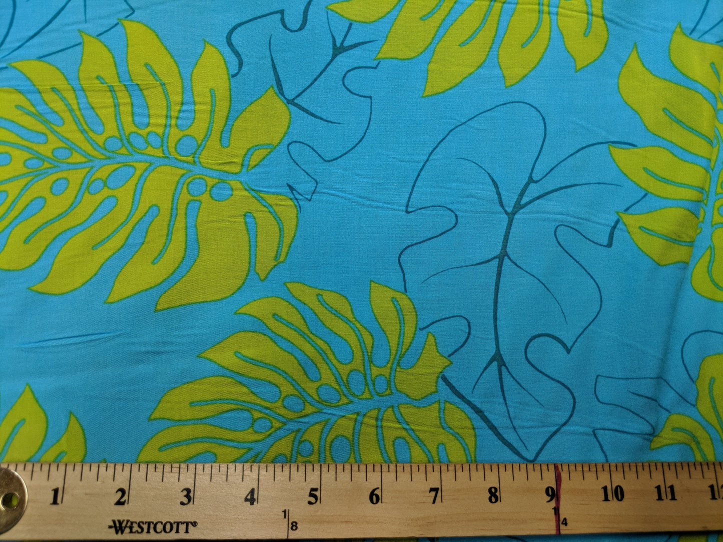 Hawaiian Print Luau Floral Luxury Rayon Fabric 45" Sold By The Yard | Gtex Fabrics