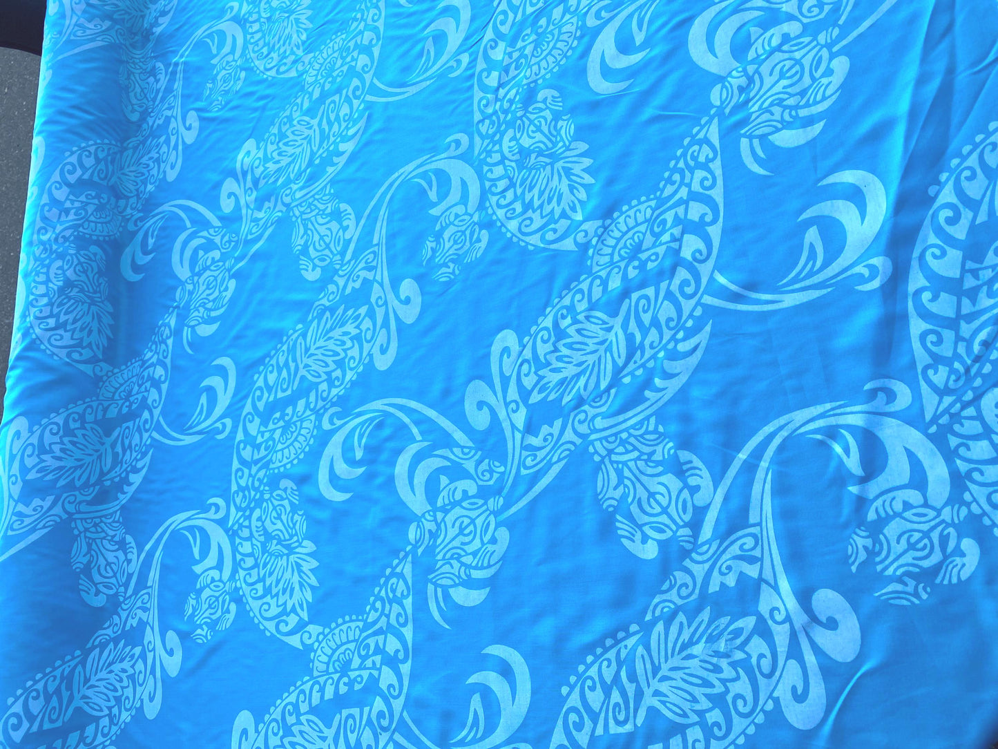 Polynesian Cotton Fabric by the Yard – Turquoise & White Tropical Turtle Print – 100% Cotton Island Fabric, 45" Wide – Tropical Design | Gtex Fabrics