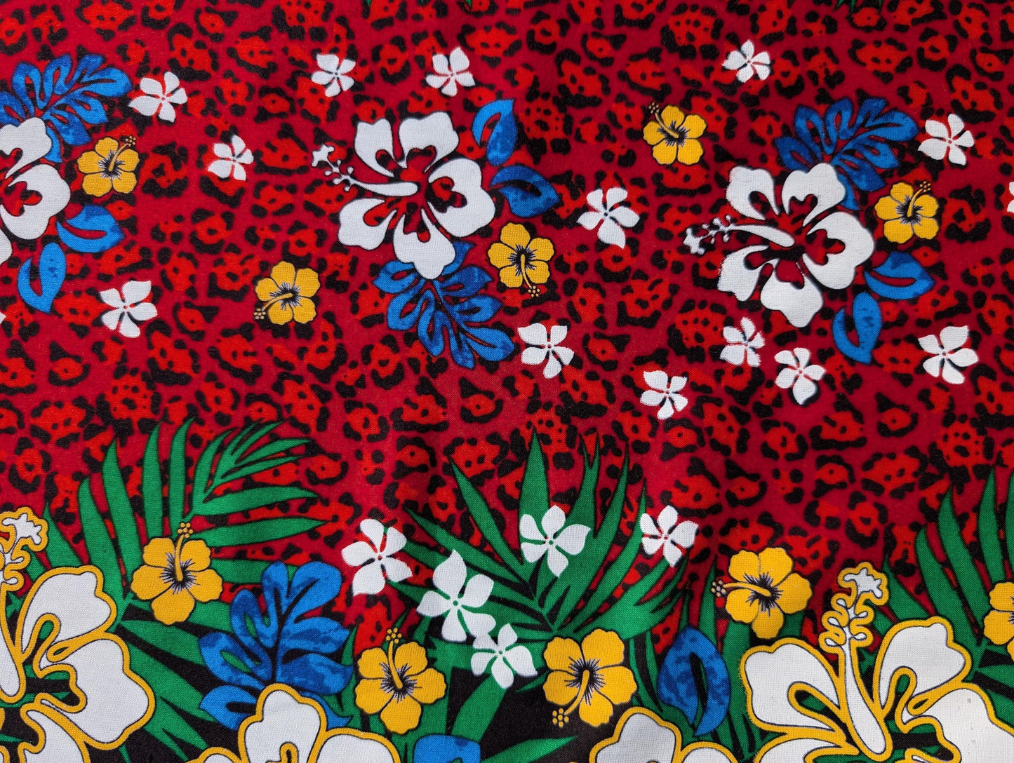 High-Quality Soft Hawaiian Ei Lava Lava Sarong Pareo Wrap – Made in Thailand– For Any Occasion-Dimensions 70"x44", Hibiscus Rayon Print  | Gtex Fabrics