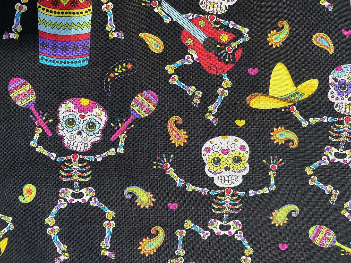 Mexican Heritage Sugar Skull Dancing Day Of The Dead 100% Cotton Algodon tela material By The Yard | Gtex Fabrics